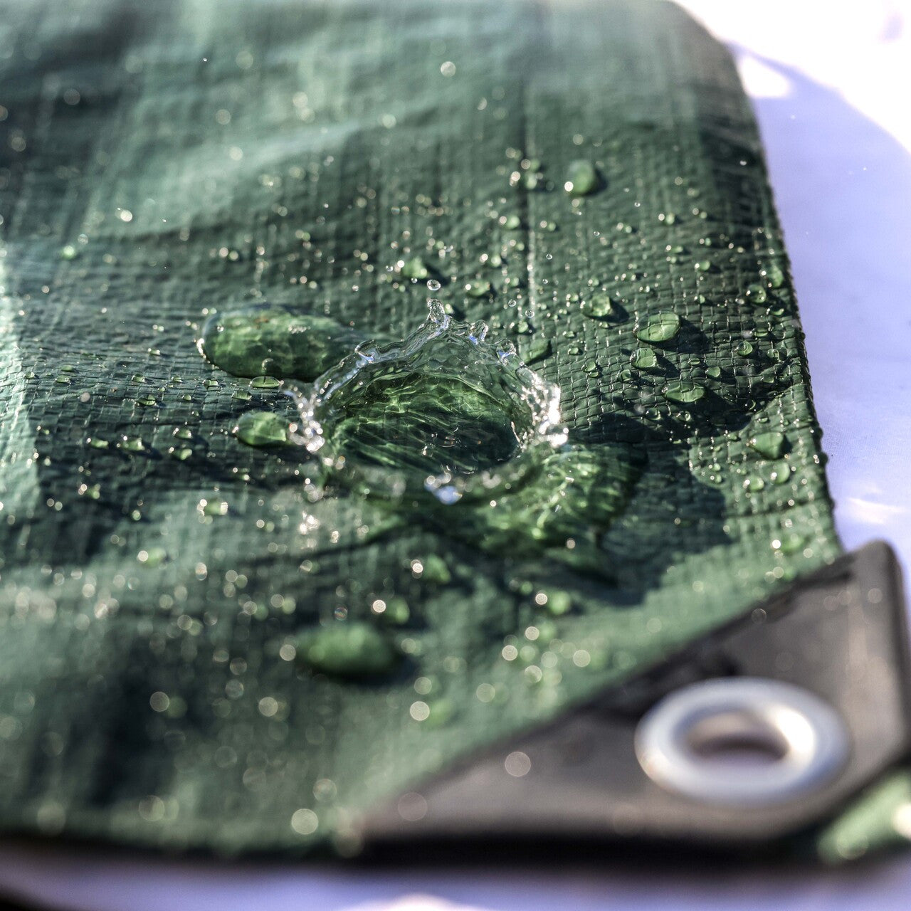 140gsm Waterproof Tarpaulin Green/Silver – Heavy-Duty Cover